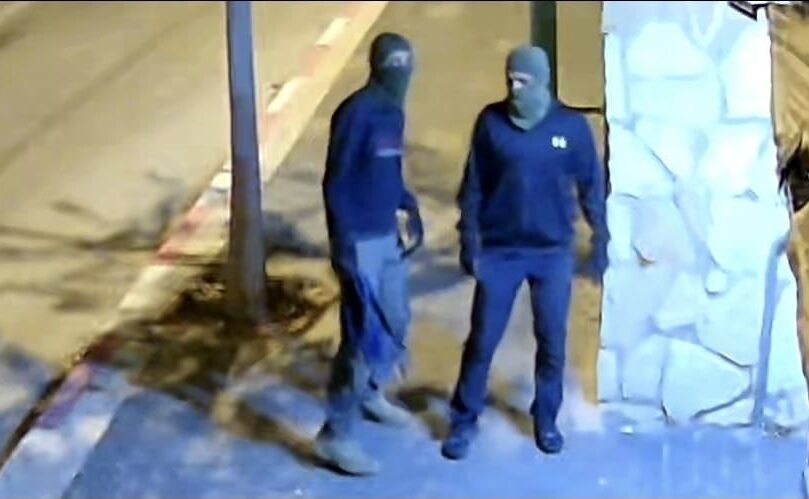 ערבים הסתובבו בחופשיות ביישוב, צה״ל סירב לעדכן את התושבים