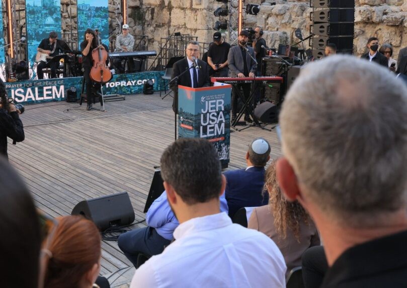 שר החוץ סער: "עושים הכל כדי להשיב את חטופינו הביתה"