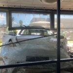 מיכאל וולדמן הוא ההרוג בהתנגשות הטסלה בבית הקפה בכפר סבא