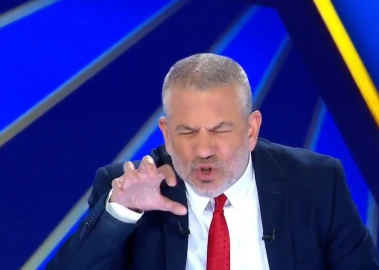 ינון מגל שמע את דבריו של יאיר לפיד - ולא הצליח להישאר אדיש
