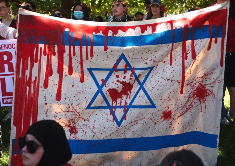 הסלמה חריפה בגל האנטישמיות בעולם | תיעודים מזעזעים