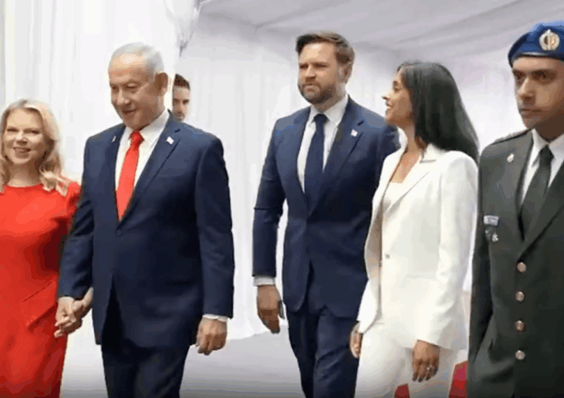 השטיח האדום נפרס: קבלת הפנים לסגן הנשיא ג'יי די ואנס | צפו
