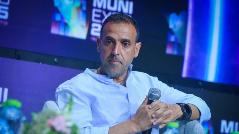"תודה על הזכות": שורד השבי אלי שרעבי בהישג חסר תקדים