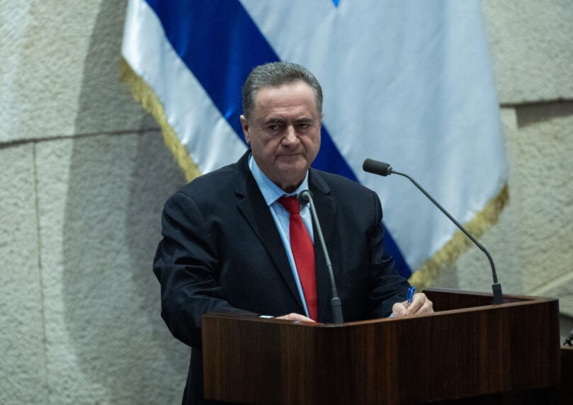 "מול אויבים, לא מול ידידים": התגובה של השר כ"ץ למרדכי דוד