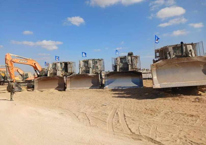הצביעות של דובר צה"ל: דגלי בית המקדש לא, דגלי להט"ב כן