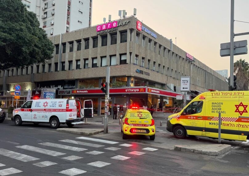 2 פצועים קשה באירוע דקירה בתל אביב