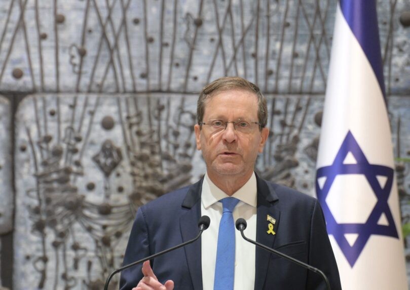 על רקע הפגנות השמאל, הנשיא הרצוג טוען: "לא אושפע מלחצים"