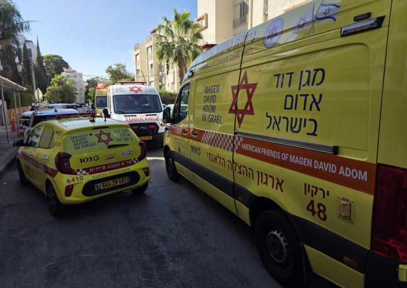 שני פועלים זרים נהרגו לאחר שנפלו מגובה באתר בנייה ברמת השרון