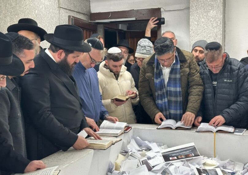 "הגענו להגיד תודה": ארבעת שורדי השבי סגרו מעגל בתפילה מרגשת