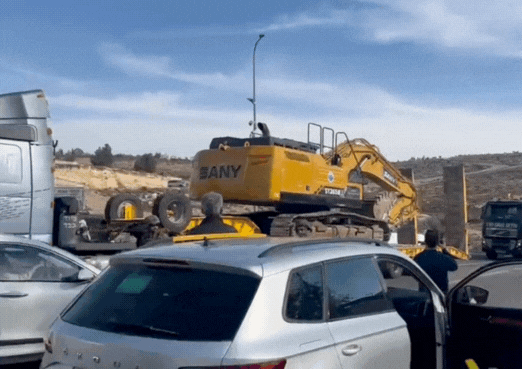 "תקדים מסוכן בהתיישבות": כוחות החלו בהריסת 25 בתי משפחות