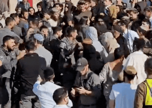 התיעודים הקשים מהריסת הבתים בגוש עציון - וזעם המתיישבים