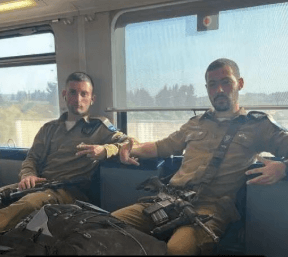 מתן אנגרסט נפרד מחברו איתי חן ז"ל: "סוף סוף חזרת אחי"