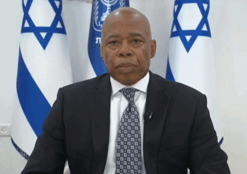 ראש עיריית ניו יורק היוצא: "אנחנו חייבים להיות מוטרדים"