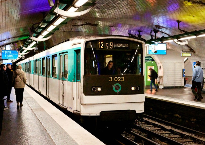 מוסלמי דקר 3 נשים במטרו בצרפת, המשטרה: המניע טרם התברר