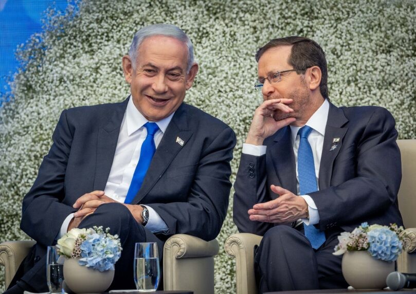 הנשיא הרצוג נשאל על החשש מטראמפ אם לא יעניק חנינה לרה"מ