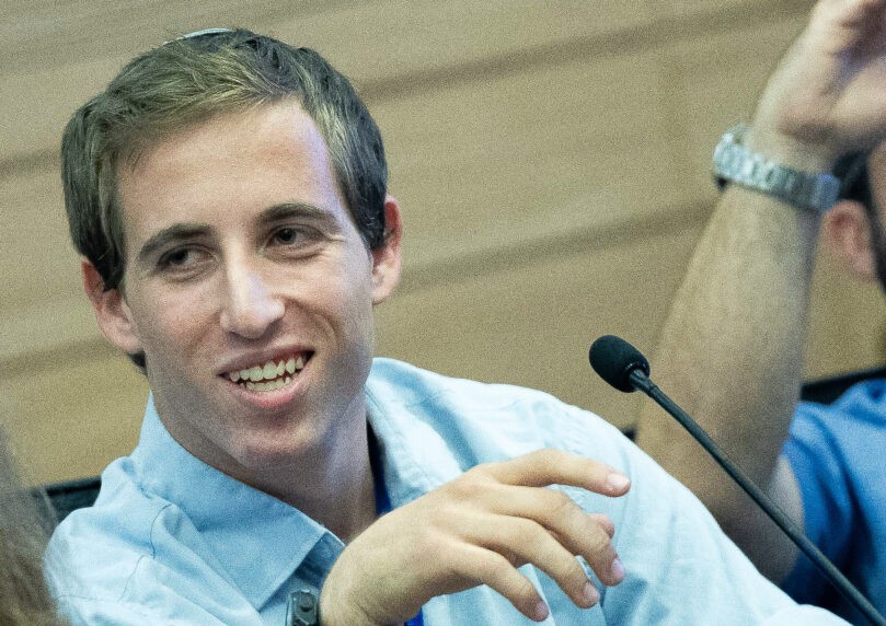 הצדק ייצא לאור? ביהמ"ש נוטה לשחרר את סער אופיר למעצר בית