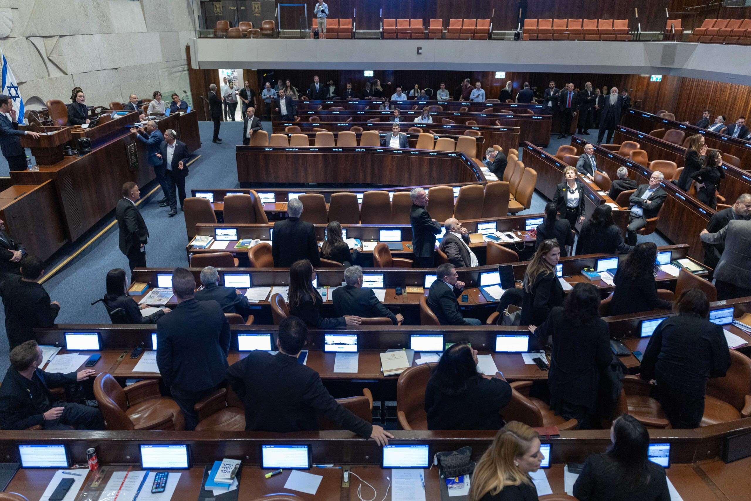 הצעת החוק להקמת ועדת חקירה לאומית עברה בקריאה טרומית