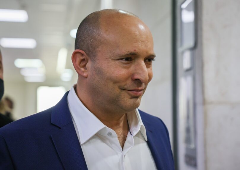 לא בשימוש? בלשכתו של נפתלי בנט מכחישים: הטלפון לא נפרץ