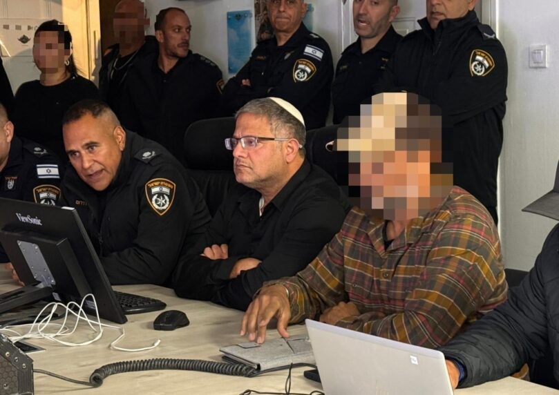 מבצע 'סדר חדש': עשרות לוחמי ימ״ס פשטו על יעדים פליליים בנגב