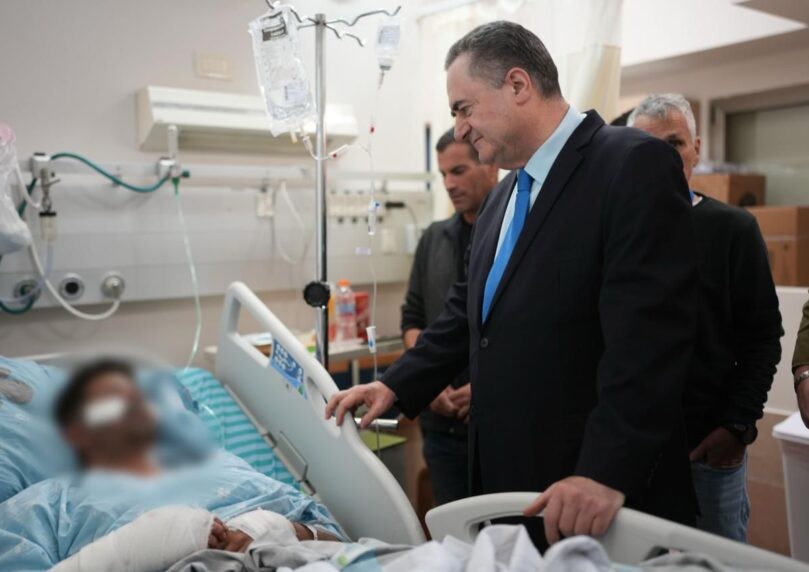 שר הביטחון מתחייב: "נשמיד את יכולות הטרור של חמאס"