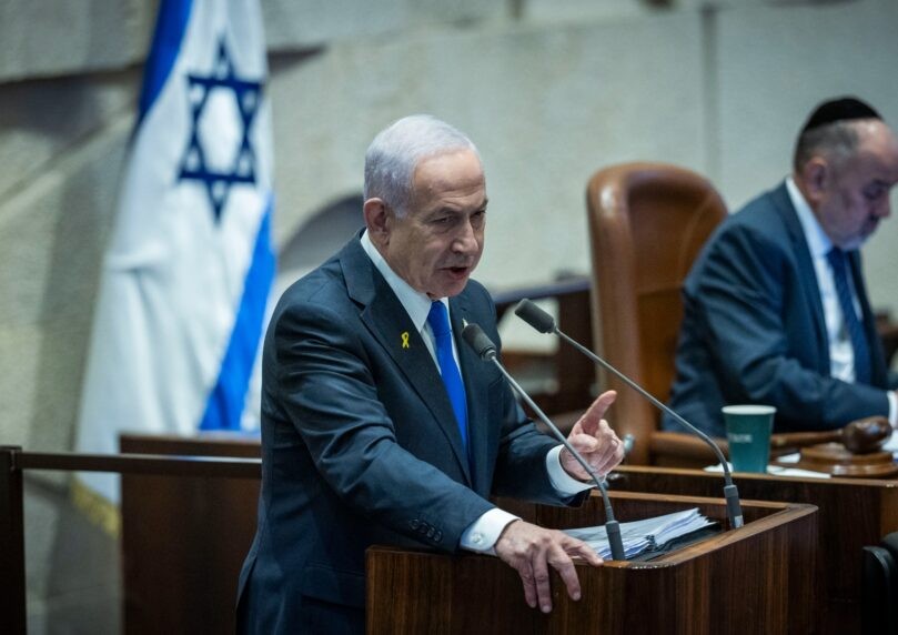 רה"מ נגד ה"לשעברים": אסור שיתערבו בהחלטה כיצד לחקור את הטבח