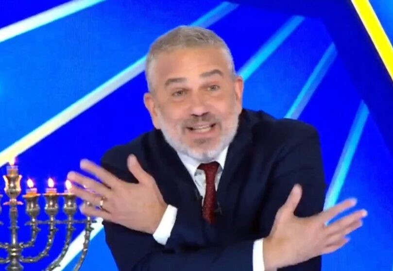 "זה נכון גם לגבי": התגובה של ינון מגל לציוץ של בנט | צפו