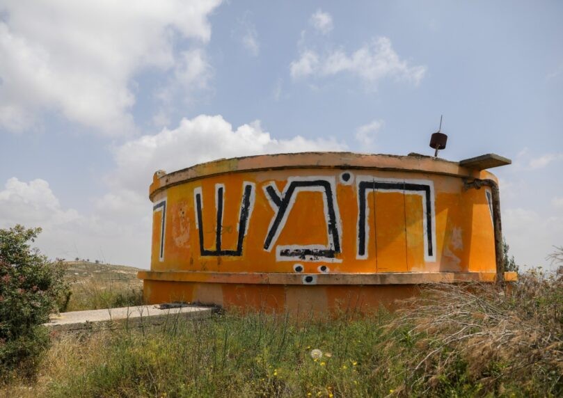 היסטוריה בשומרון: היישוב חומש חובר לחשמל