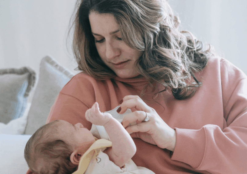 דיון בכנסת: האם עצמאיות יוכלו לשלב עסק וחופשת לידה?
