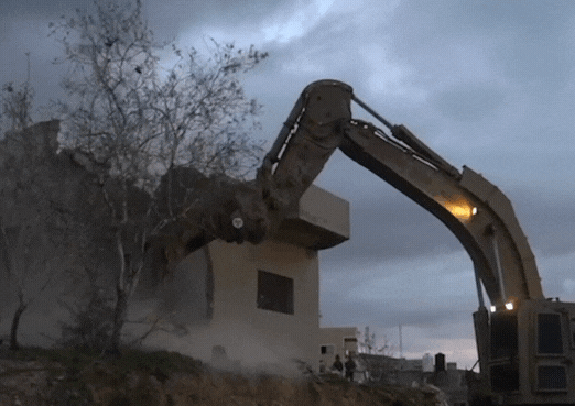 כוחותינו הרסו את בית המחבל שביצע את הפיגוע בצומת הגוש
