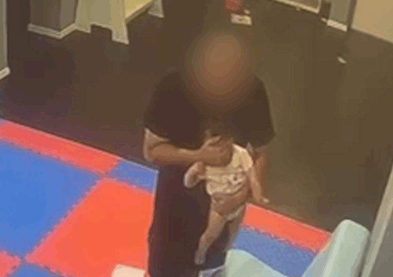 כתב אישום חמור הוגש נגד האב שהתעלל באכזריות בילדיו הפעוטים