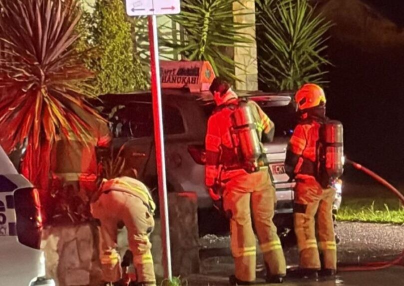האנטישמיות באוסטרליה: רכב עם כיתוב של "חנוכה שמח" הוצת