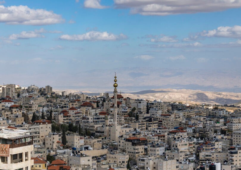 שני תושבי מזרח ירושלים חשודים שלא דיווחו על הוצאות בסך 13 מיליון שקל