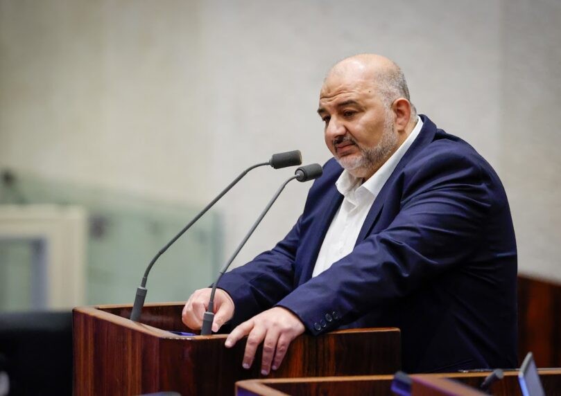 מצב בנו של ח"כ מנסור עבאס, התייצב והוא נגמל ממכונת ההנשמה