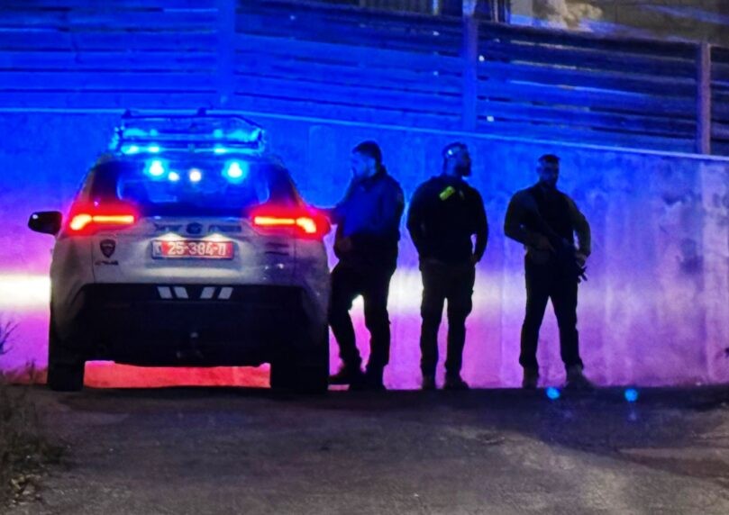 תיעוד בלעדי: כך נראית גניבת רכב בישראל - בזמן אמת
