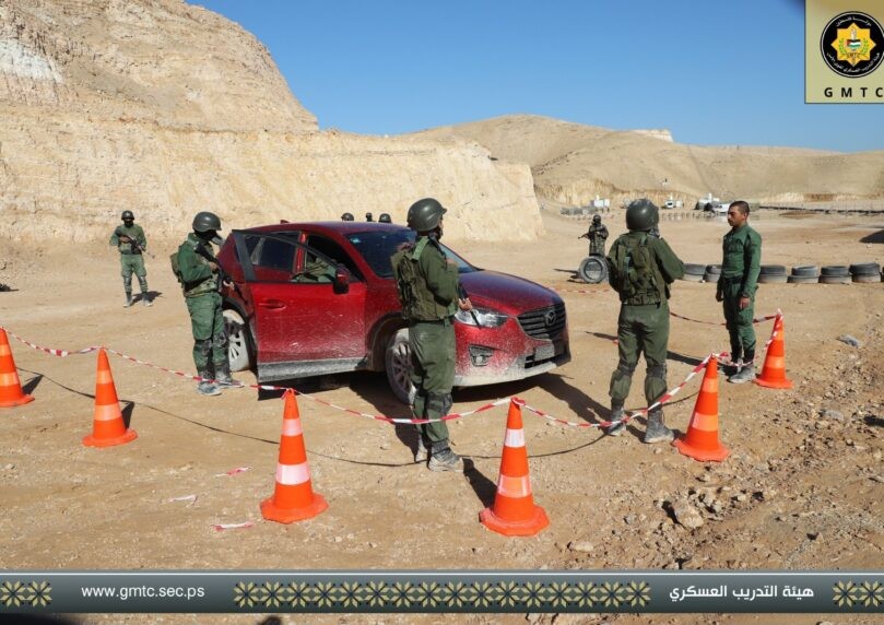 תרגיל חריג בקורס הקצינים של הרשות הפלשתינית מדמה חטיפה מרכב