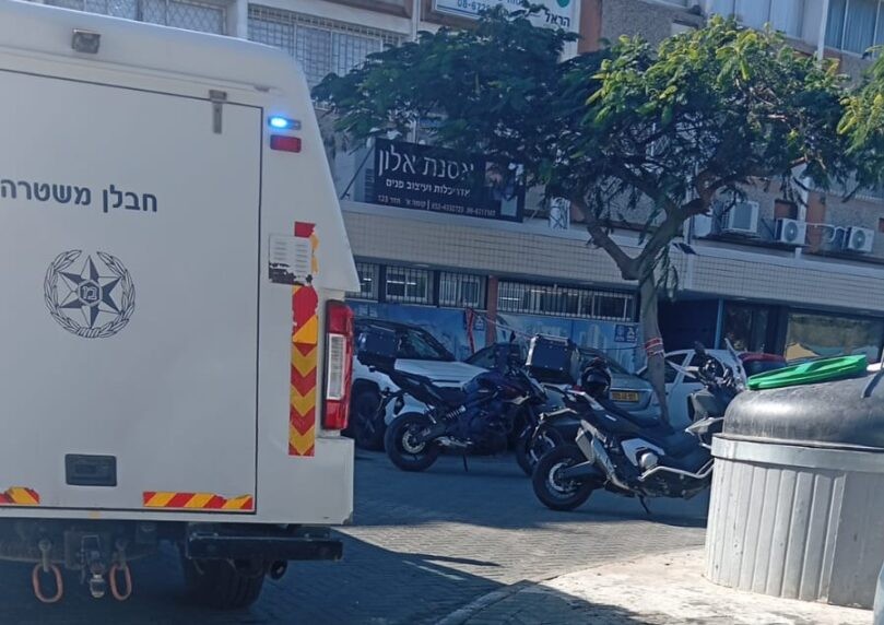 רימון רסס הושלך לעבר בית עסק באשקלון