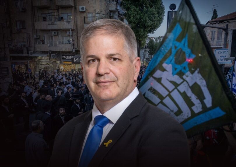 השר קיש הבהיר בבג"ץ כי לא תימנע כניסה של אחים לנשק לבתי ספר