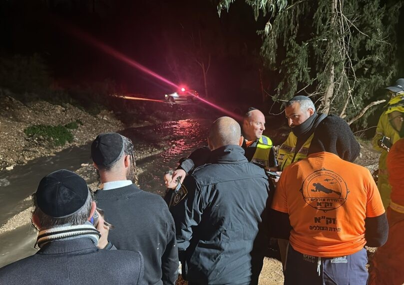 החיפושים הדרמטיים אחר הנער בן ה-17 שנעדר בנחל נמשכים