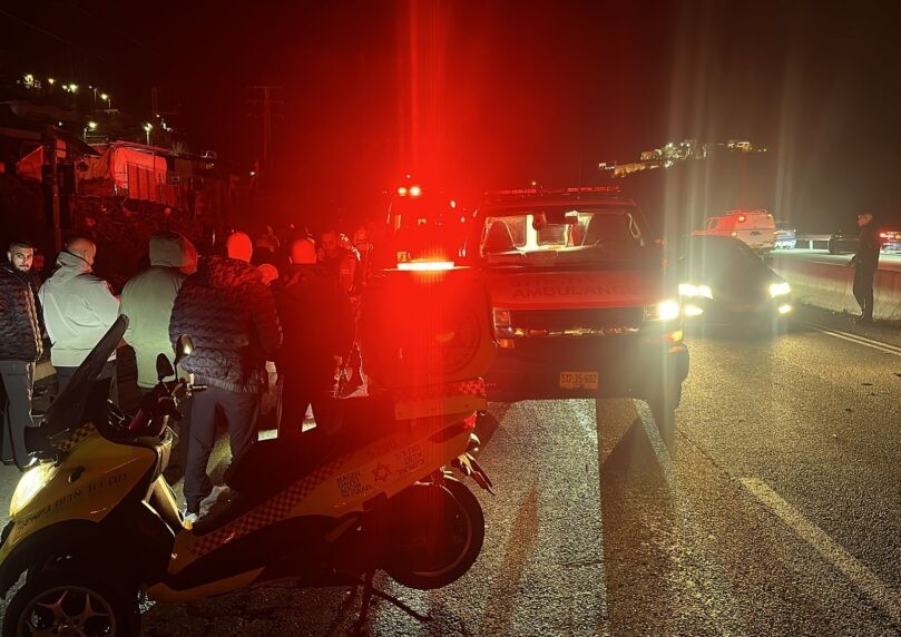 הולך רגל כבן 30 נהרג מפגיעת רכב בסמוך לצומת מי עמי