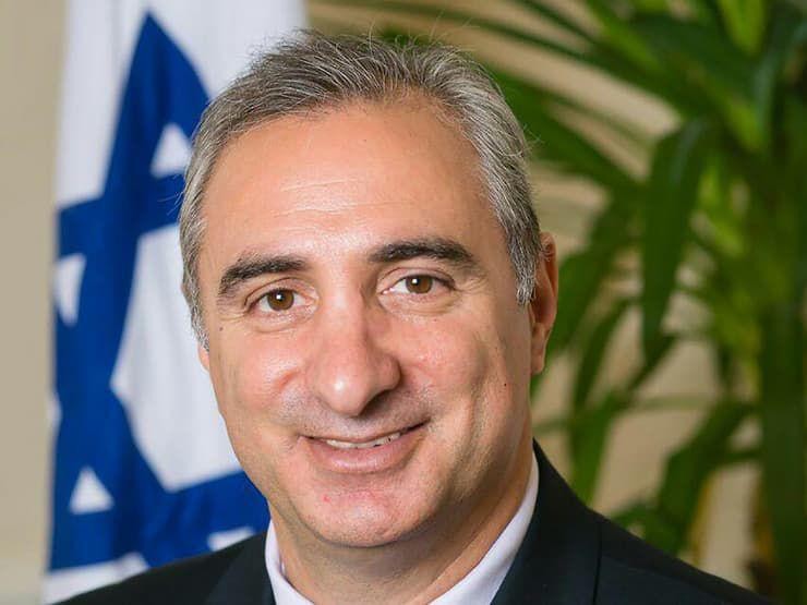 "התבלט במסירותו הרבה": השגריר הישראלי איתן נאה הלך לעולמו