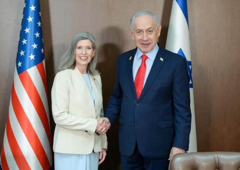 רה"מ נתניהו נפגש עם הסנאטורית ג'וני ארנסט
