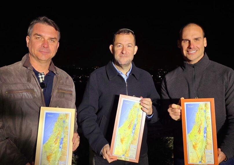 "מעריצים אתכם": המועמד המוביל לנשיאות ברזיל ביקר בשומרון