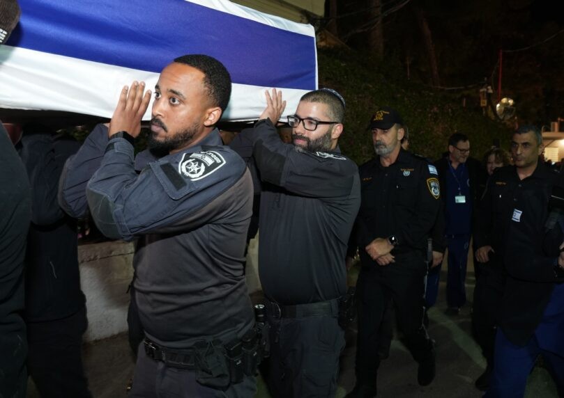 ארונו של רן גואילי הי"ד הגיע למכון לרפואה משפטית באבו כביר