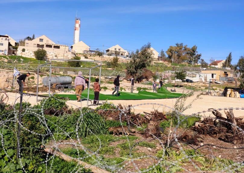 "מחדל ביטחוני": מגרש כדורגל בלתי חוקי הוקם סמוך ליישוב כרמל