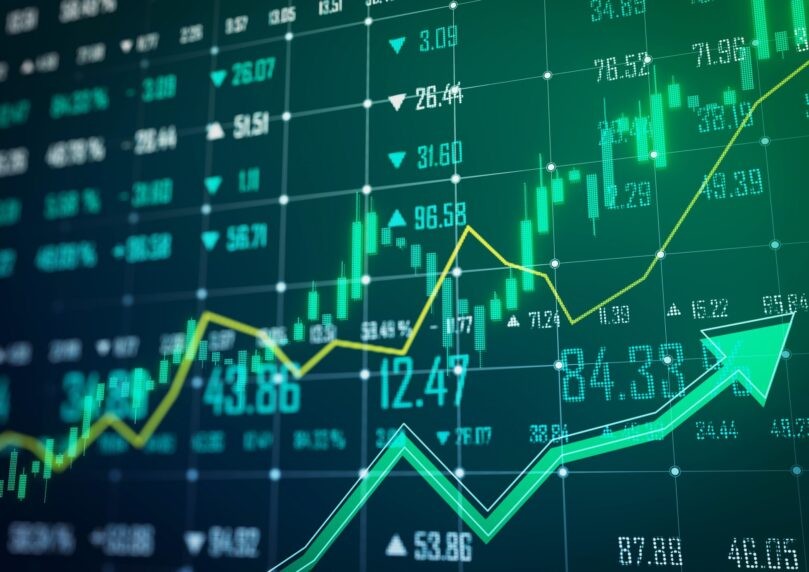 הבורסה נפתחת בעליות: מדד ת"א נפט וגז עולה ב-1.2%