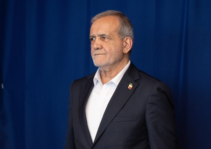 נשיא איראן חשף נתון מפתיע: זה מה שהוא מרוויח בחודש
