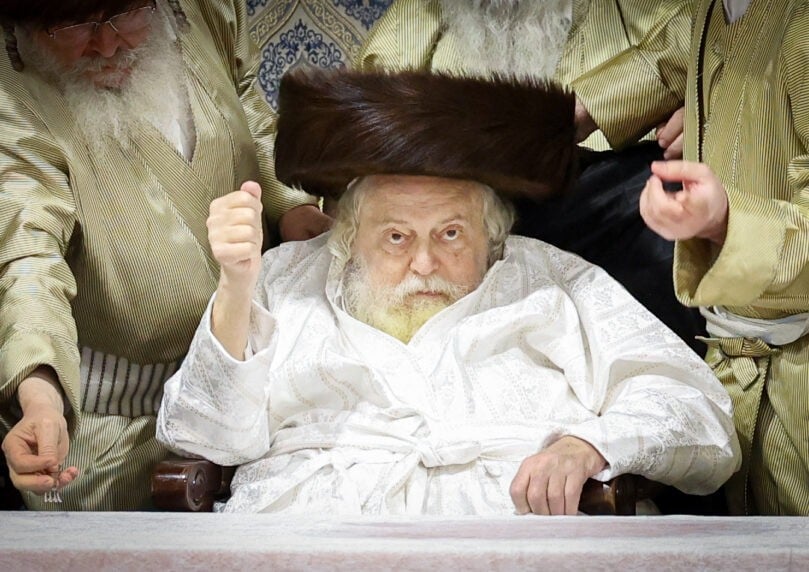 4 בקבוקי ערק ו-3 חתונות: הסגולה שסחפה את החסידות