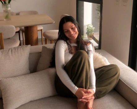 דניאלה גלבוע מציינת שנה לשחרור: "לא ישנה על מזרון מסריח"
