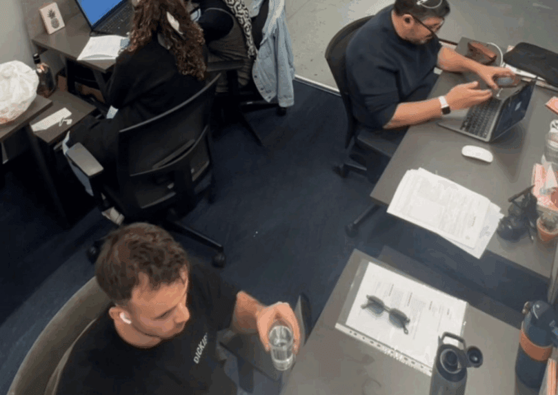 מרגש: העובד הלא דתי החליט לברך "שהכל" - ושבר את הרשת