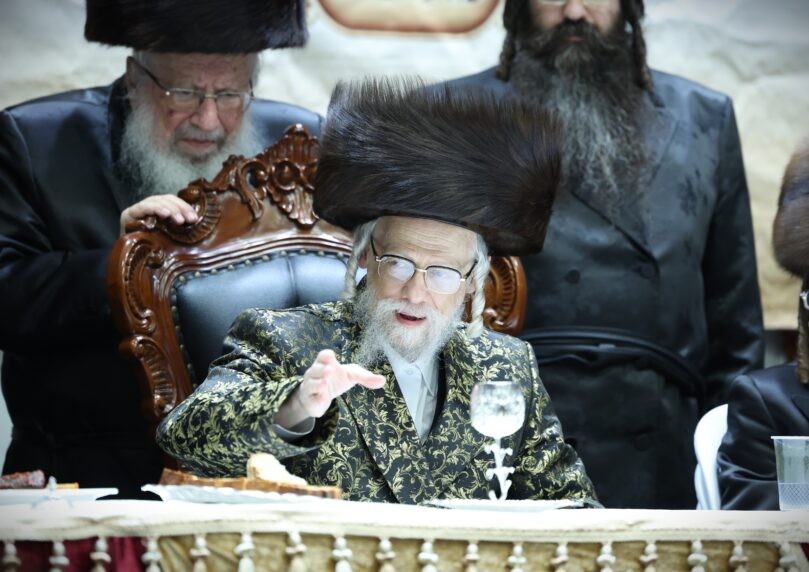 צפו בתיעוד: האדמו"ר הביט לשמים - והטיל יורט